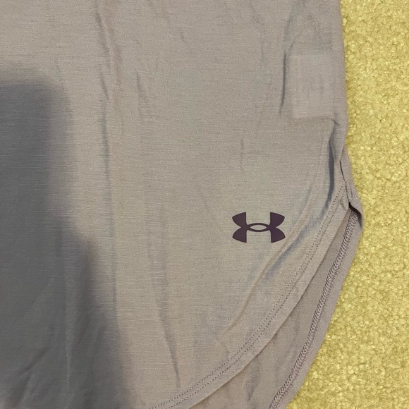 Under Armour T Shirt - Picture 4 of 4